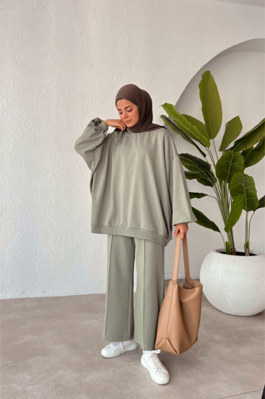 Casual Premium Zweiteiler in Khaki