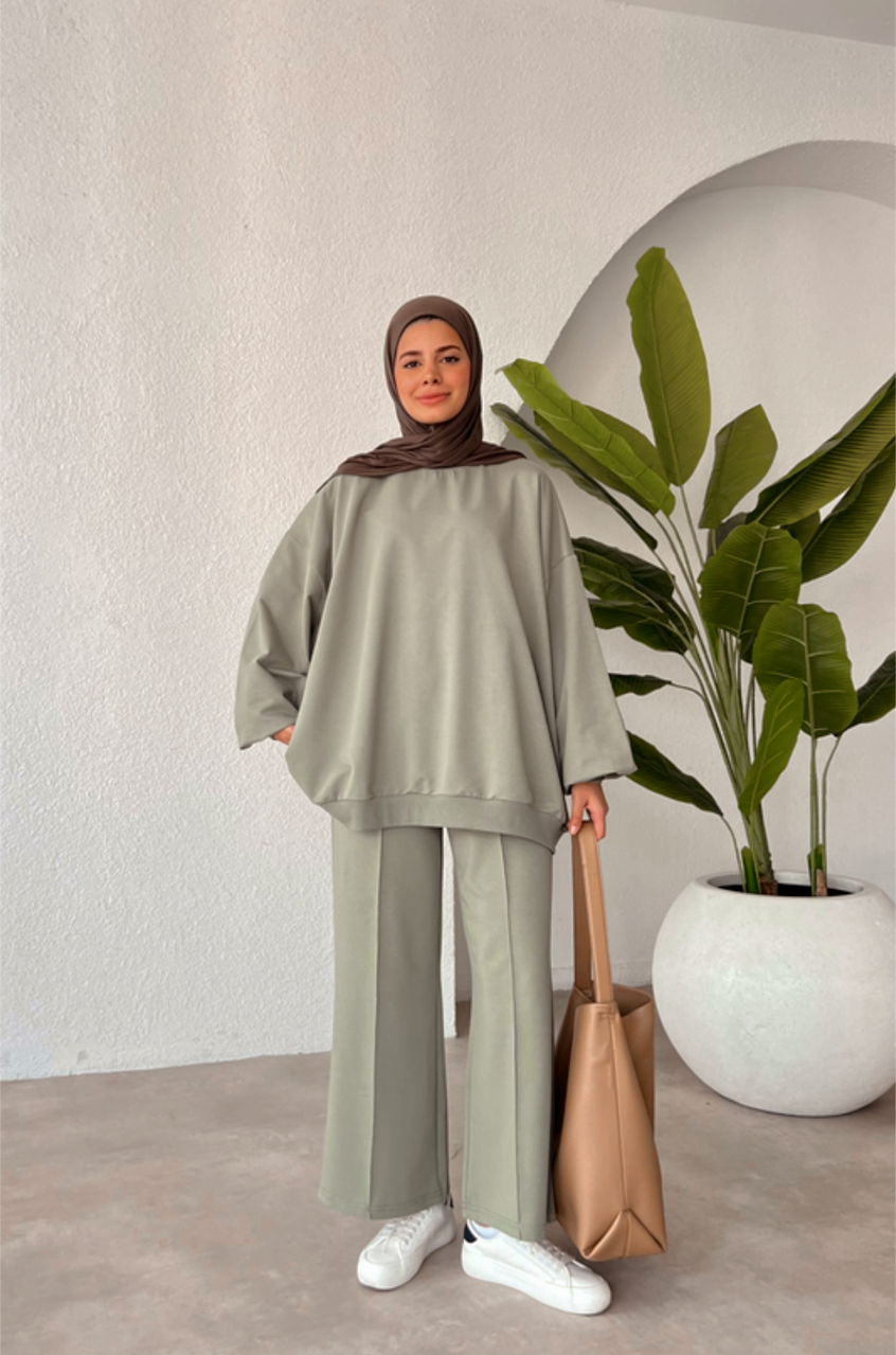 Casual Premium Zweiteiler in Khaki