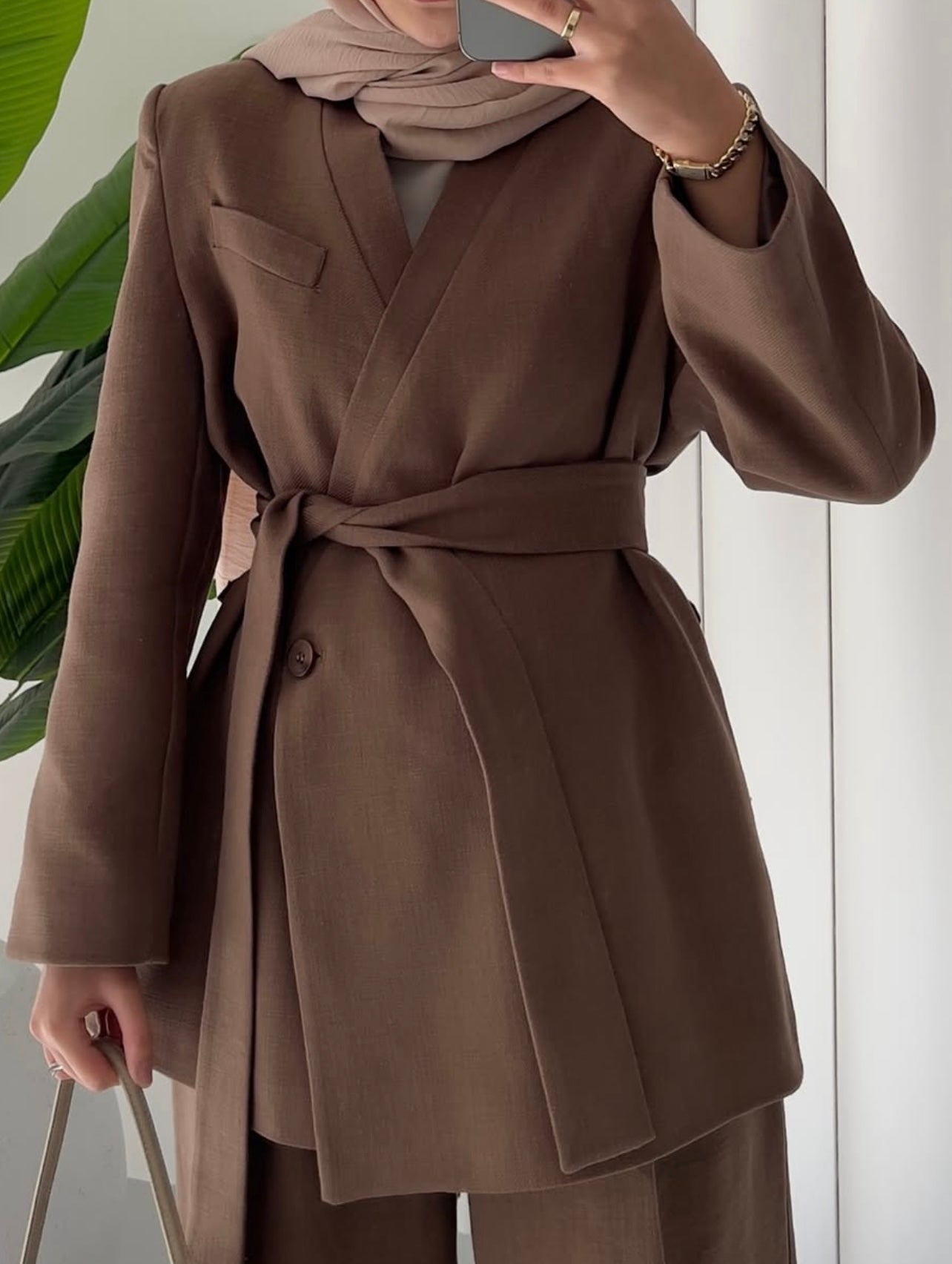 Blazer mit Gürtel in Braun