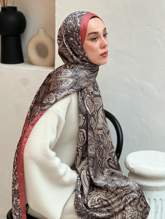 Silky Schal mit floralem Vintage-Muster Marsala