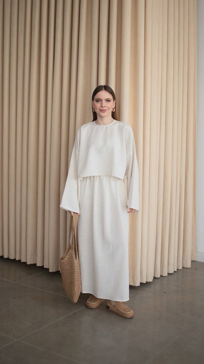 Mia Zweiteiler in Beige